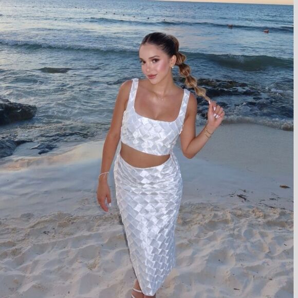 SET ZARA DIAMOND SATIN EFFECT MIDI SKIRT AND TOP - Picture 2 of 11